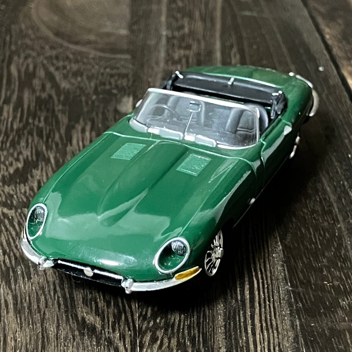 Delprado JAGUAR 'E'TYPE 1961 1/43 デルプラド ジャガー グリーン ミニカー