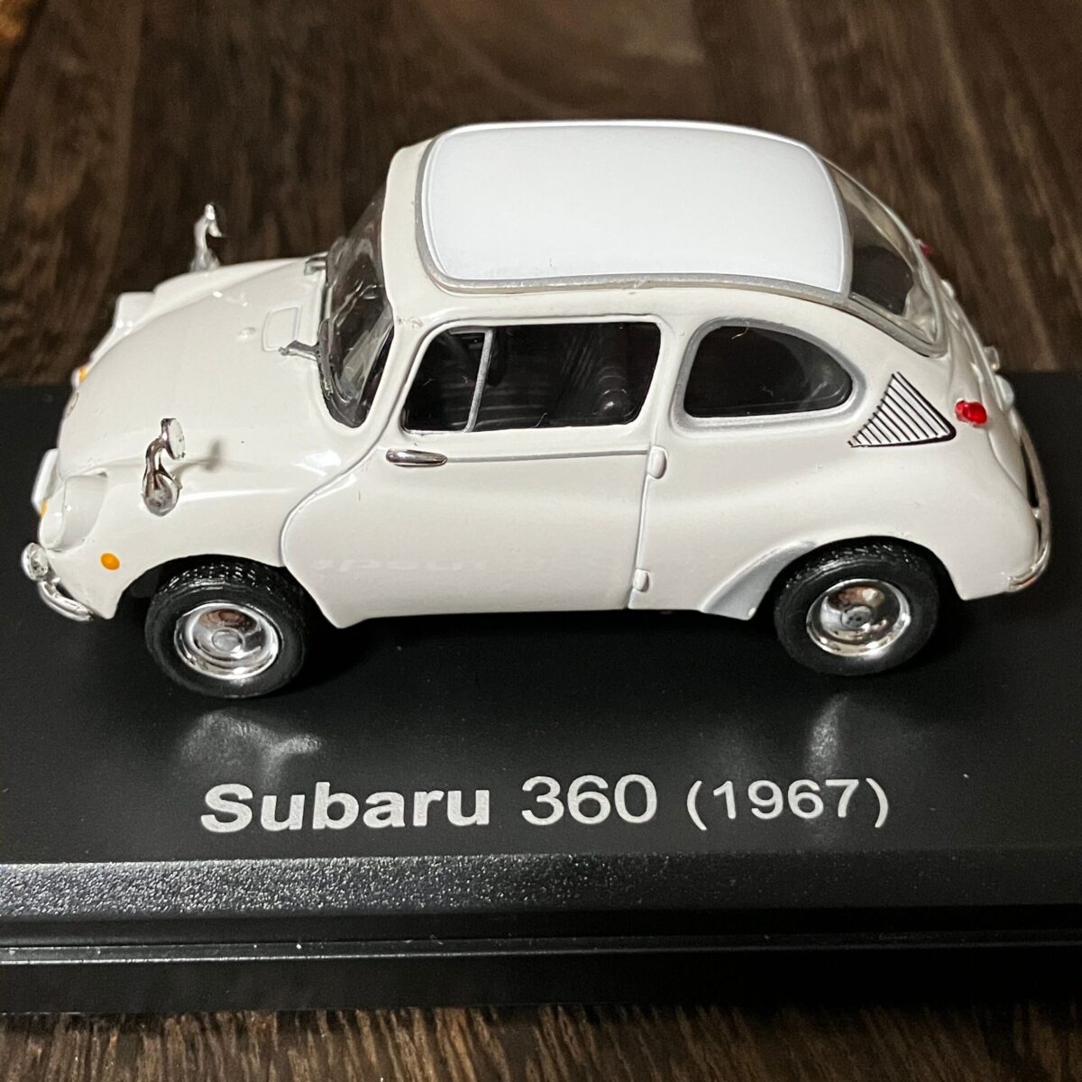Subaru 360 1967 スバル NOREV ノレブ ミニカー 1/43 - 画像 (3)