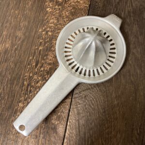 アンティーク キッチン雑貨 インテリア コレクション folly スクイザー レモン絞り機 キッチンツール