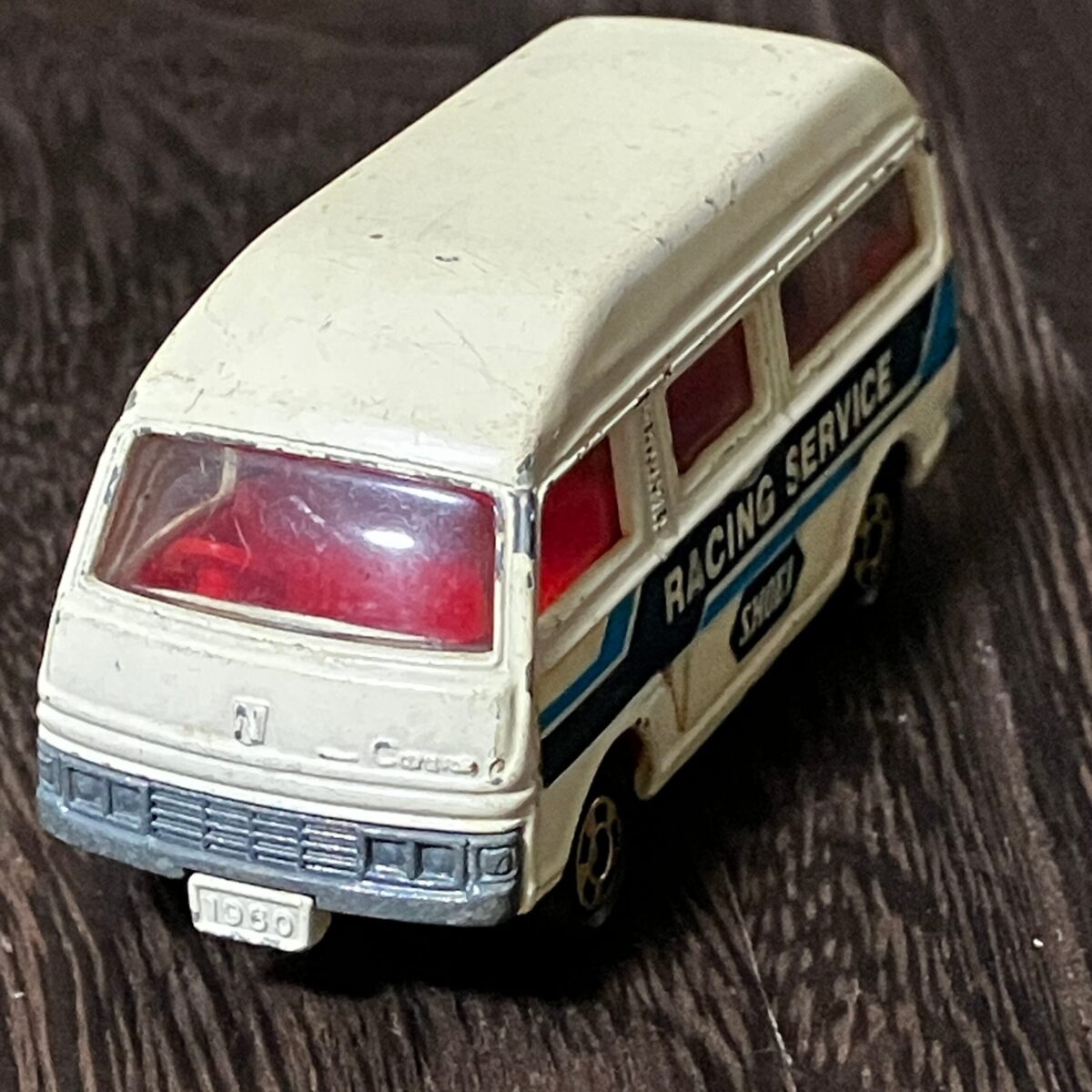 TOMICA トミカ NISSAN CARAVAN 日産 キャラバン 1/67 ミニカー