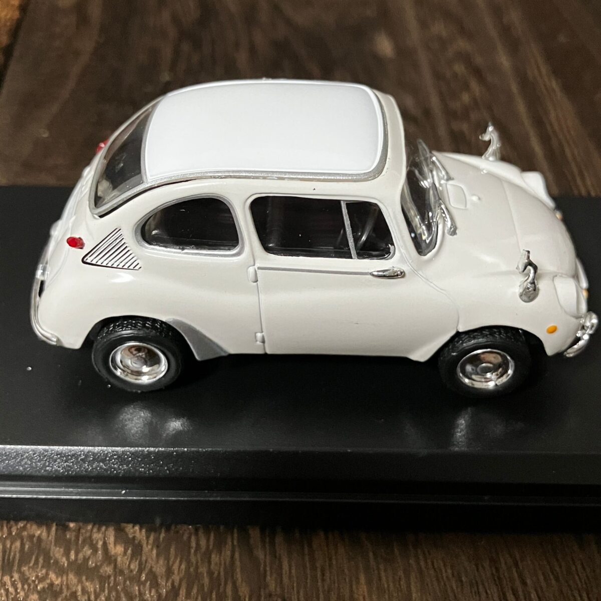 Subaru 360 1967 スバル NOREV ノレブ ミニカー 1/43 - 画像 (5)