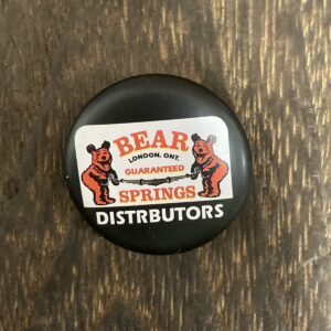 BEAR SPRINGS distributors アメリカン雑貨 ピンバッジ 缶バッジ コレクション ベアースプリングス