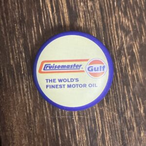Gulf Cruisemaster THE WOLD'S FINEST MOTOR OIL 缶バッジ　企業物　コレクション　ピンバッジ　ガルフ　アメリカン雑貨